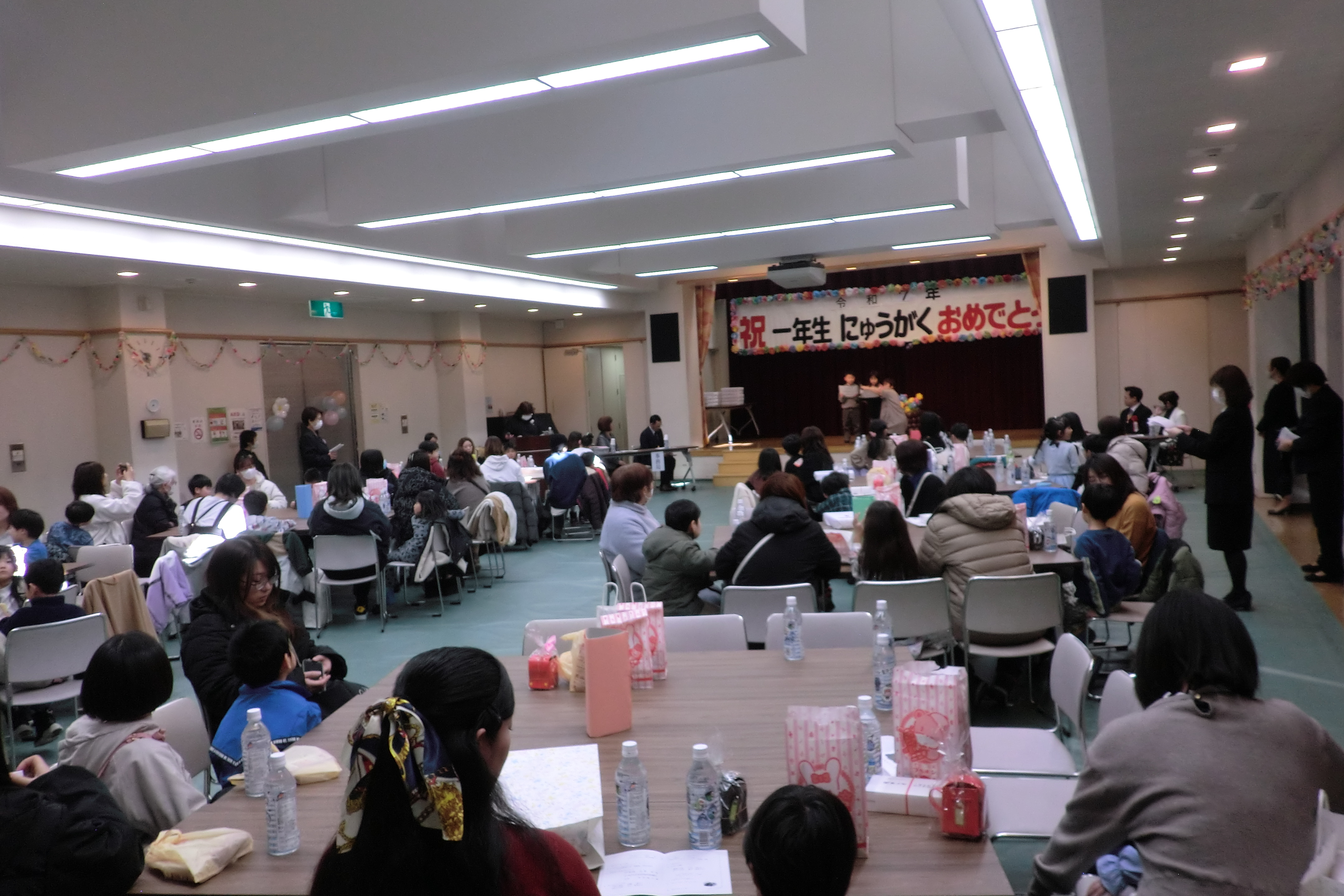 ２年生よりお祝いのことば